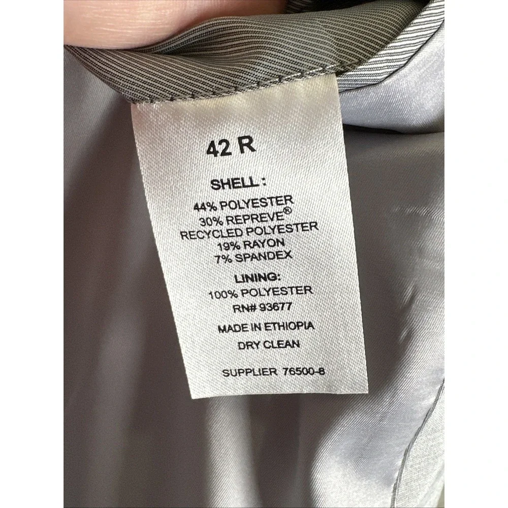 J. Ferrar Single Breasted SlimFit Ultra Comfort Stretch Cool Gray Blazer 42R NWT
